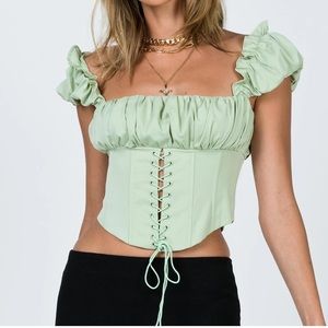 Princess Polly HARRY TOP GREEN new w/out tags